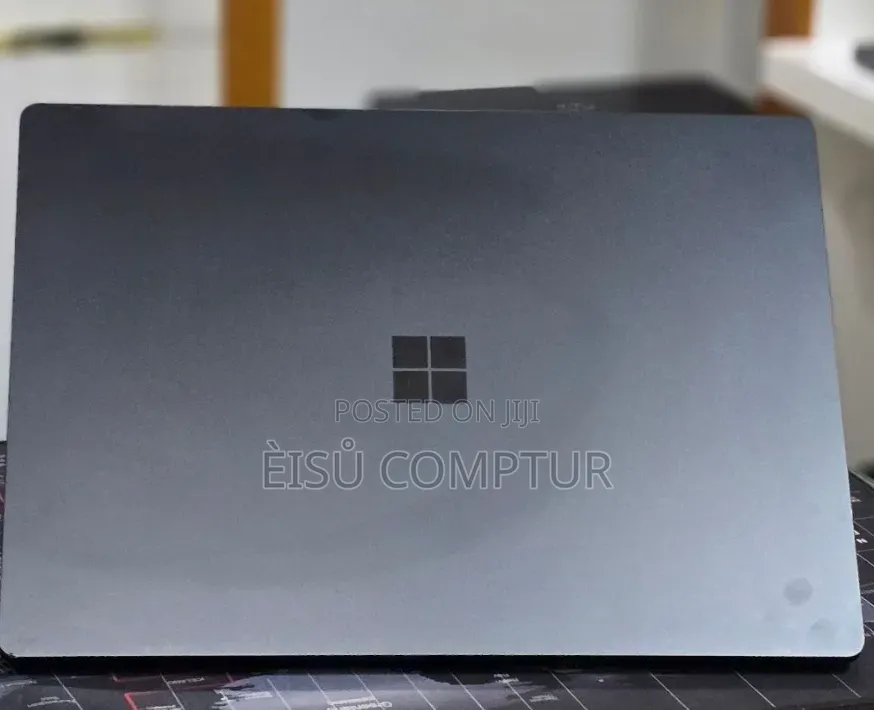 New Laptop Microsoft Surface Laptop 3 32GB Intel Core i7 SSD 1T