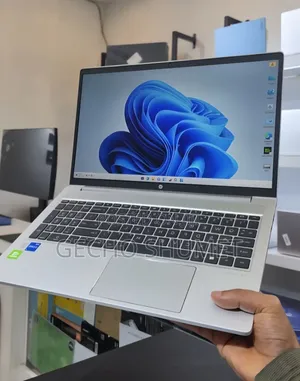 New Laptop HP ProBook 450 G8 16GB Intel Core i7 SSD 512GB