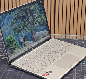 New Laptop HP Pavilion 13 16GB AMD Ryzen 5 SSD 512GB