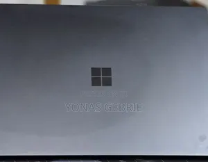 New Laptop Microsoft Surface 16GB Intel Core i7 SSD 512GB