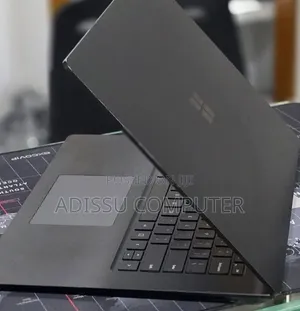 New Laptop Microsoft Surface 32GB Intel Core i7 SSD 1T