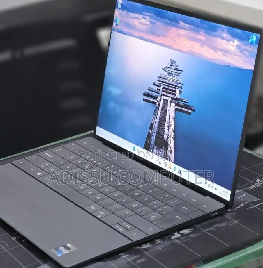 New Laptop Dell XPS 13 16GB Intel Core i7 SSD 512GB