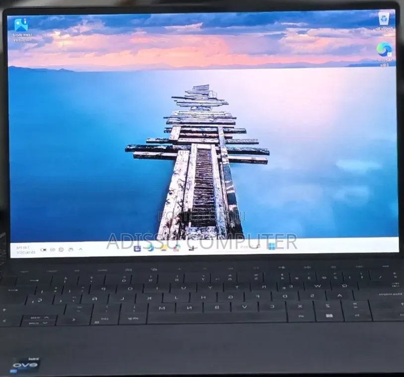 New Laptop Dell XPS 13 16GB Intel Core i7 SSD 512GB