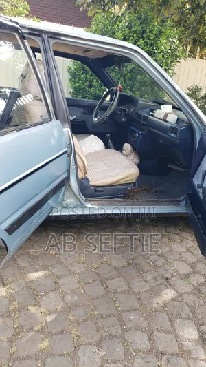 Toyota Corolla Hatchback 1987 Blue