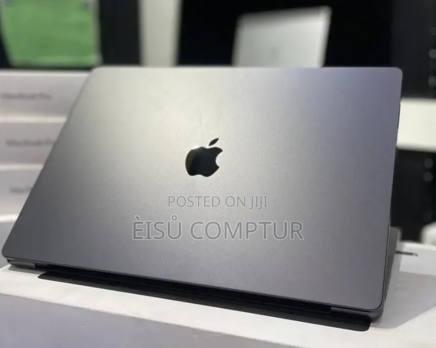 New Laptop Apple MacBook Pro 2024 M4 Max 48GB Apple M4 Max SSD 2T