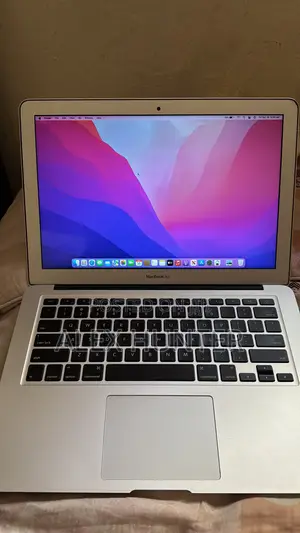 Laptop Apple MacBook 2017 8GB Intel Core i5 SSD 128GB