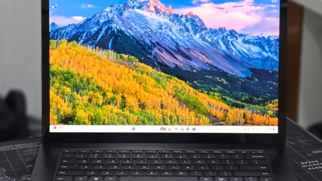 New Laptop Microsoft Surface Laptop 3 32GB Intel Core i7 SSD 1T