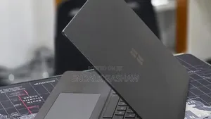 New Laptop Microsoft Surface Laptop 3 32GB Intel Core i7 SSD 1T