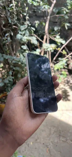 Apple iPhone 13 128 GB White