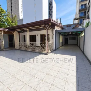 4bdrm Villa in Bole Welosefer, for sale