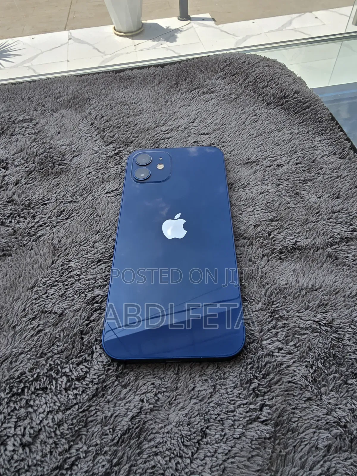 Apple iPhone 12 64 GB
