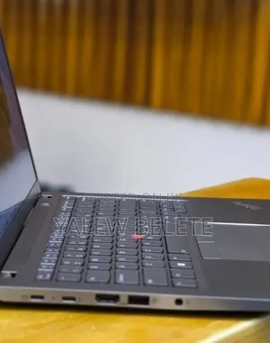 New Laptop Lenovo ThinkPad T14s Gen 2 32GB Intel Core i7 SSD 512GB