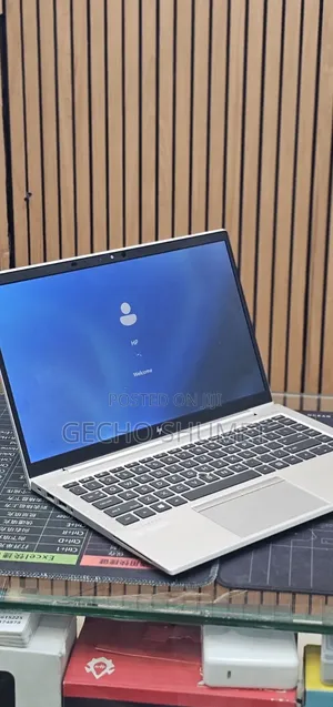 New Laptop HP EliteBook 840 G7 16GB Intel Core i5 SSD 512GB
