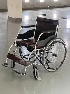 ለስላሳ መቀመጫ ያለው የሽንት ቤት ወንበር – Soft Cushion Commode Chair ባለ ፍሬን ጎማ