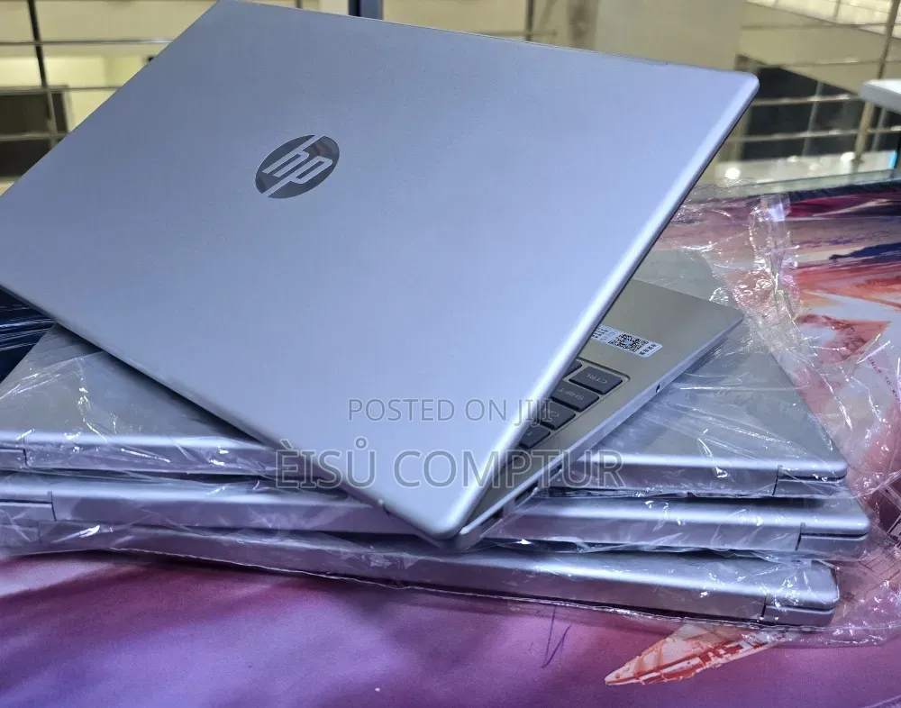 New Laptop HP Stream Notebook 16GB Intel Core i7 SSD 1T