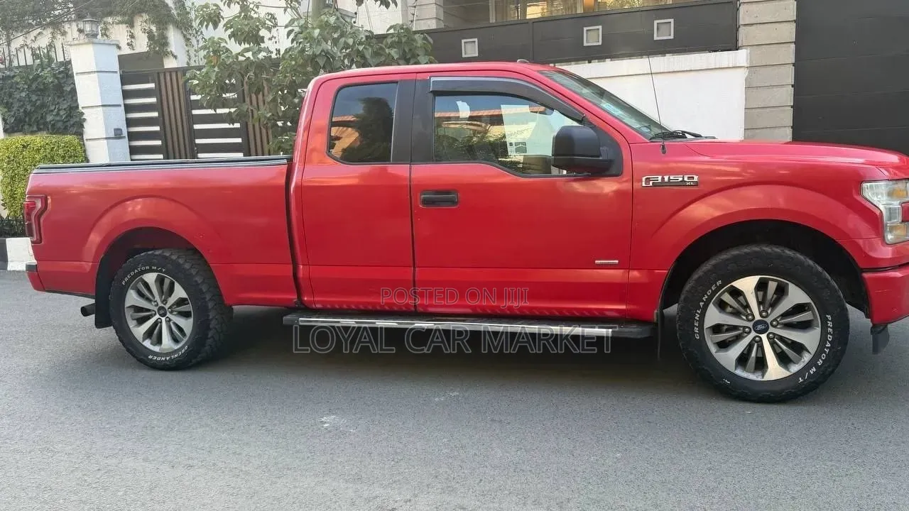 Ford F-150 2017 Red