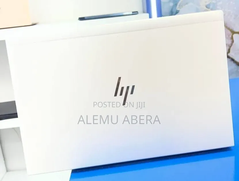 New Laptop HP EliteBook 845 G8 16GB AMD Ryzen 5 SSD 512GB