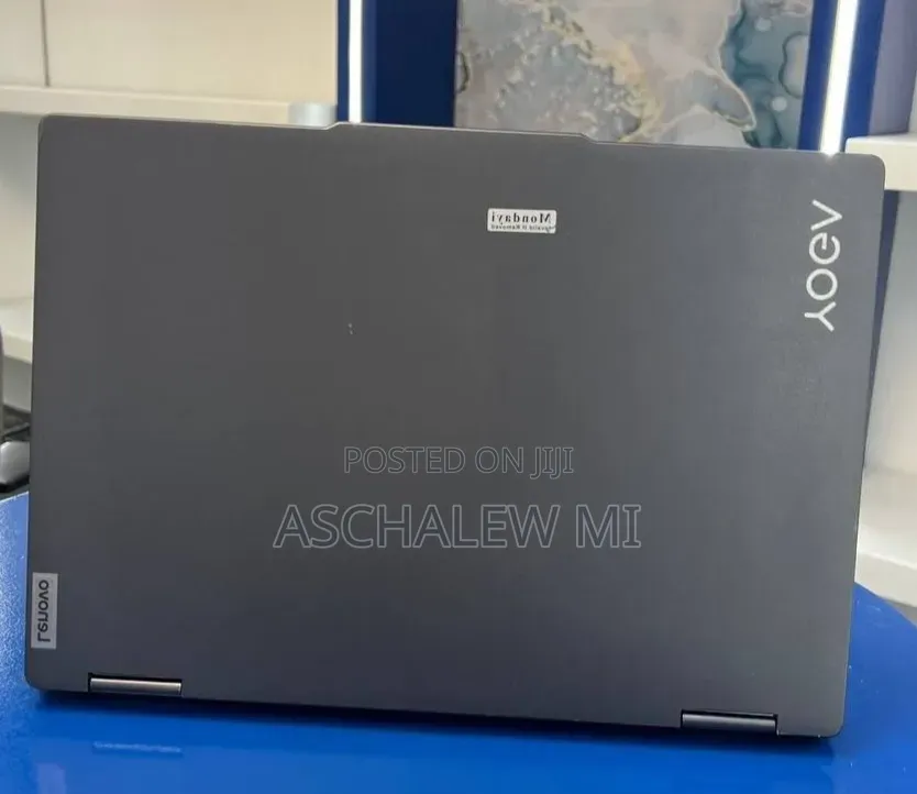 New Laptop Lenovo Yoga 700 16GB AMD Ryzen 7 SSD 512GB