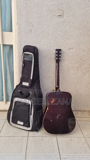 Box Guitar