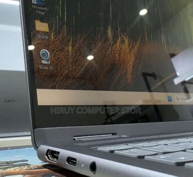 New Laptop Lenovo Yoga 7i 16GB Intel Core Ultra 7 SSD 1T