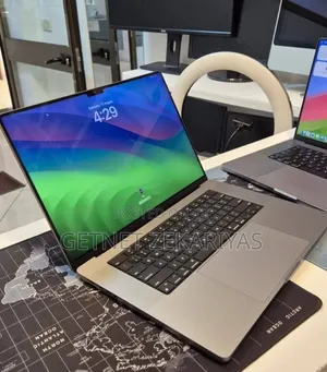 New Laptop Apple MacBook Pro 2021 M1 32GB Apple M1 SSD 512GB