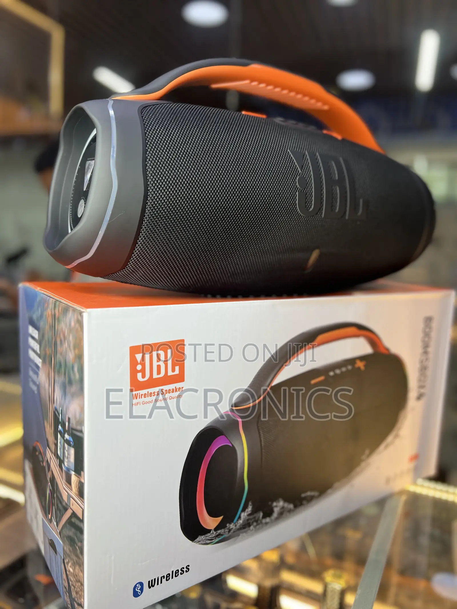 Boombox 4 JBL