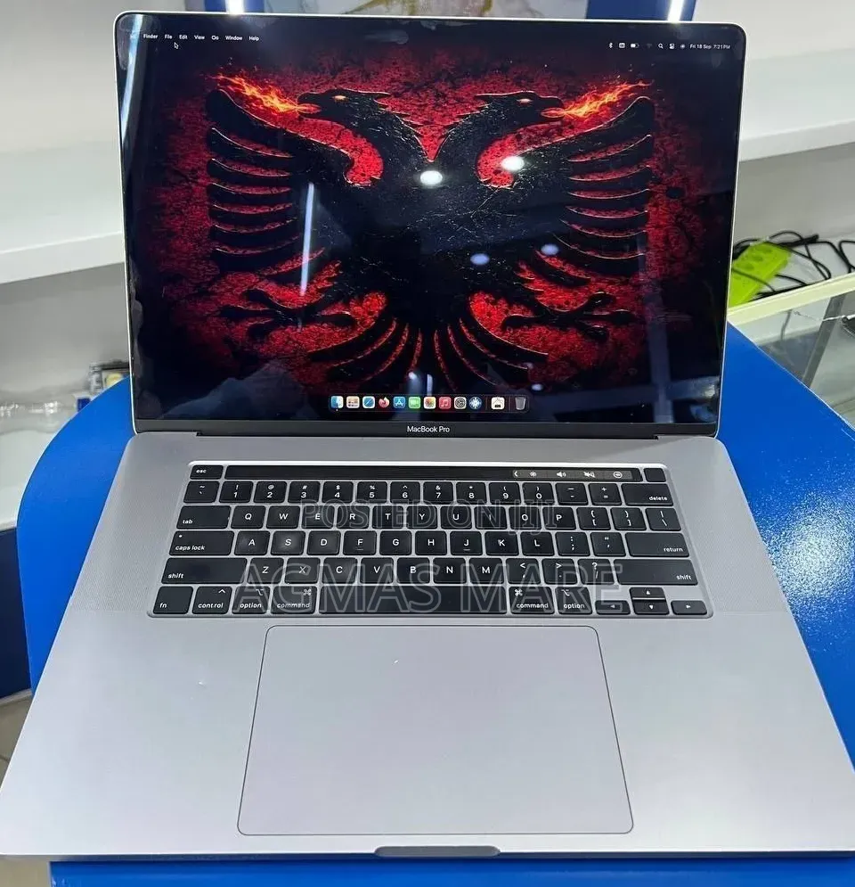 New Laptop Apple MacBook Pro 2019 32GB Intel Core i9 SSD 1T
