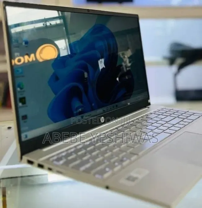 New Laptop HP Pavilion 15 16GB Intel Core i7 SSD 512GB