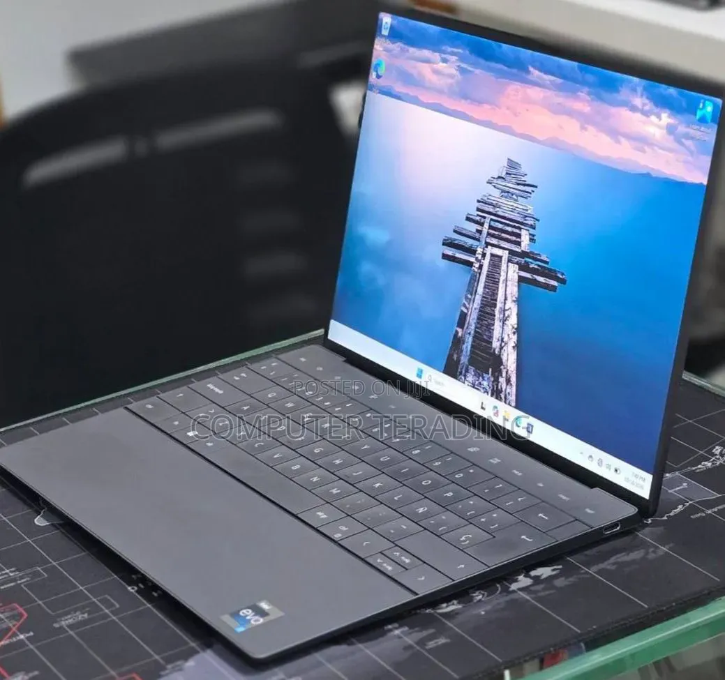New Laptop Dell XPS 13 16GB Intel Core i7 SSD 1T