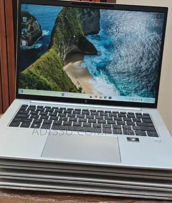 New Laptop HP EliteBook 840 G9 16GB Intel Core i7 SSD 512GB