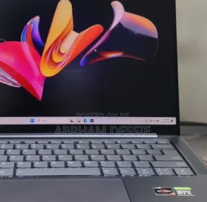 New Laptop Lenovo 16GB AMD Ryzen 7 SSD 512GB