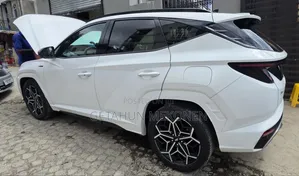 Hyundai Tucson 2021 White