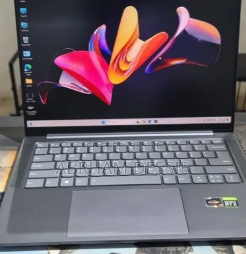 New Laptop Lenovo 16GB AMD Ryzen 7 SSD 512GB
