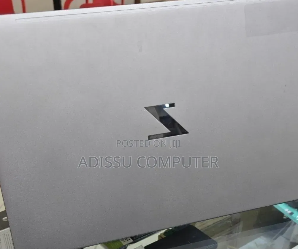 New Laptop HP ZBook 15 16GB Intel Core i7 SSD 512GB