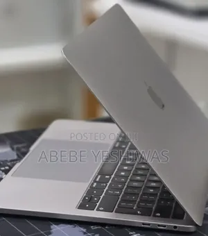 New Laptop Apple MacBook Pro 16GB Intel Core i7 SSD 1T