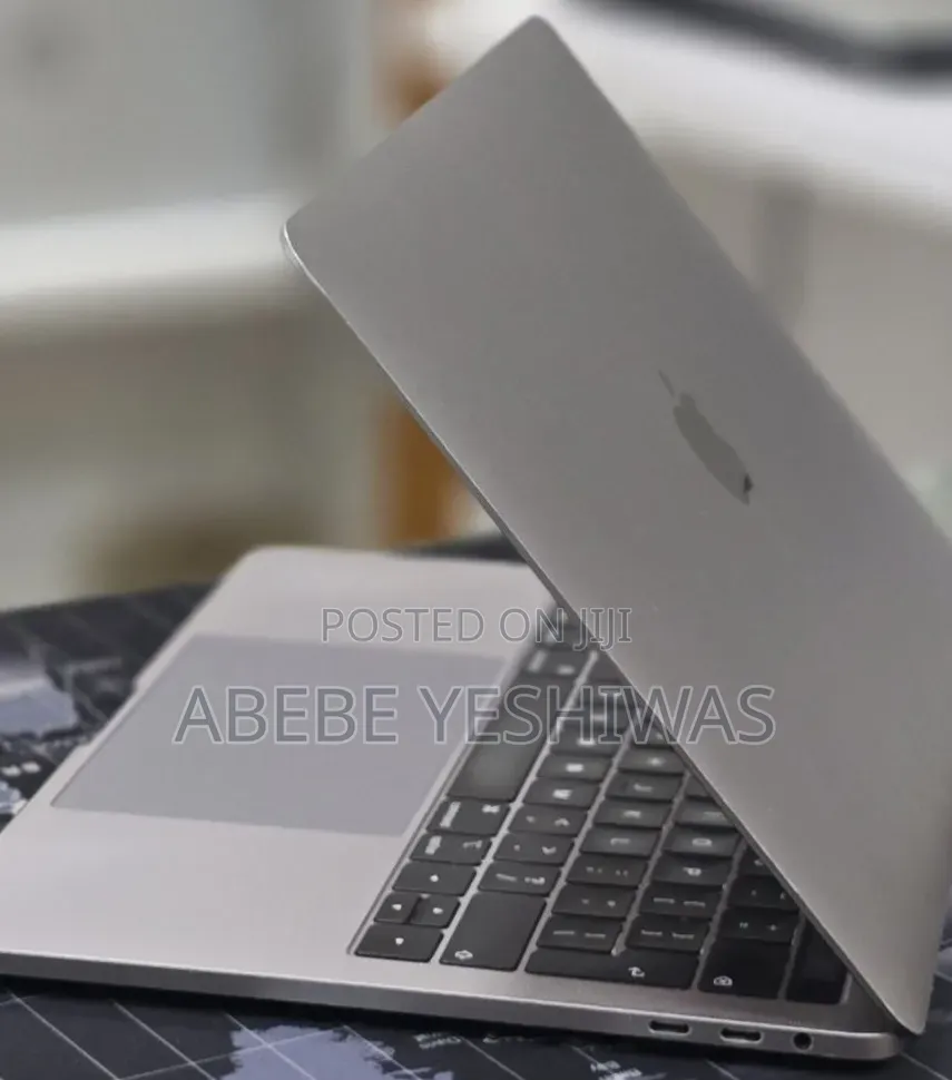 New Laptop Apple MacBook Pro 16GB Intel Core i7 SSD 1T