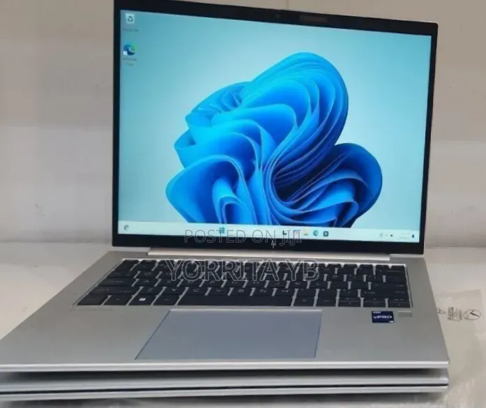 New Laptop HP EliteBook 840 G8 16GB Intel Core i5 SSD 512GB
