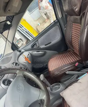 Toyota Vitz 2001 Beige