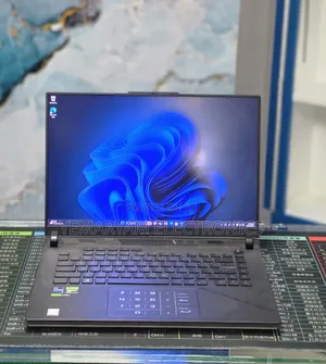 New Laptop Asus ROG Strix G15 32GB Intel Core i9 SSD 1T
