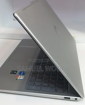 New Laptop HP Stream Notebook 16GB Intel Core i7 SSD 1T