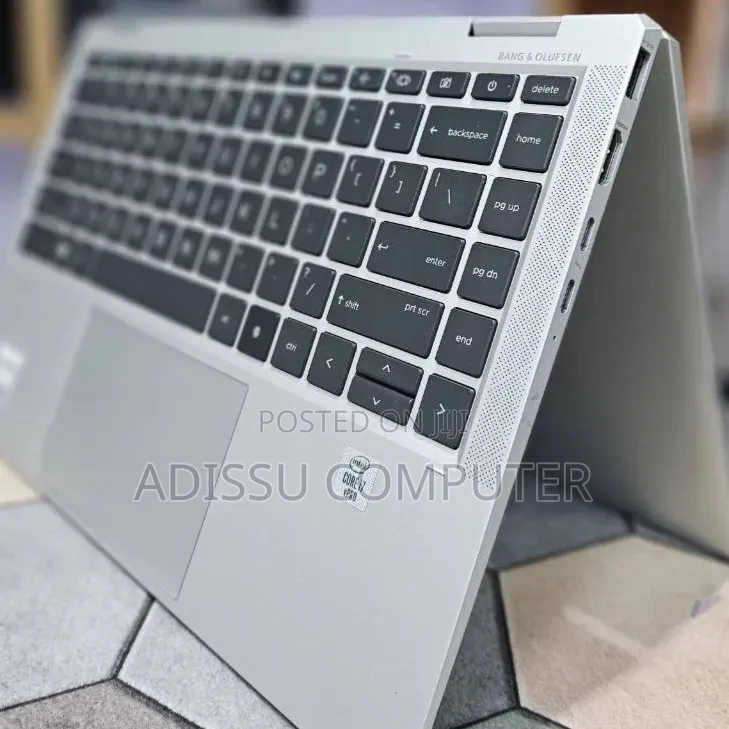 New Laptop HP EliteBook x360 1040 G7 16GB Intel Core i7 SSD 512GB