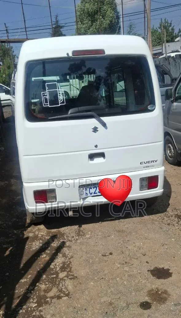 Suzuki Every 2012 Silver