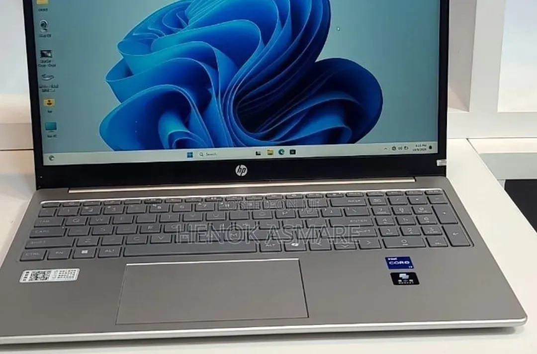 New Laptop HP Stream Notebook 16GB Intel Core i7 SSD 512GB
