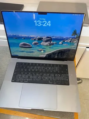 New Laptop Apple MacBook Pro 2021 M1 Max 16GB Apple M1 Pro SSD 512GB