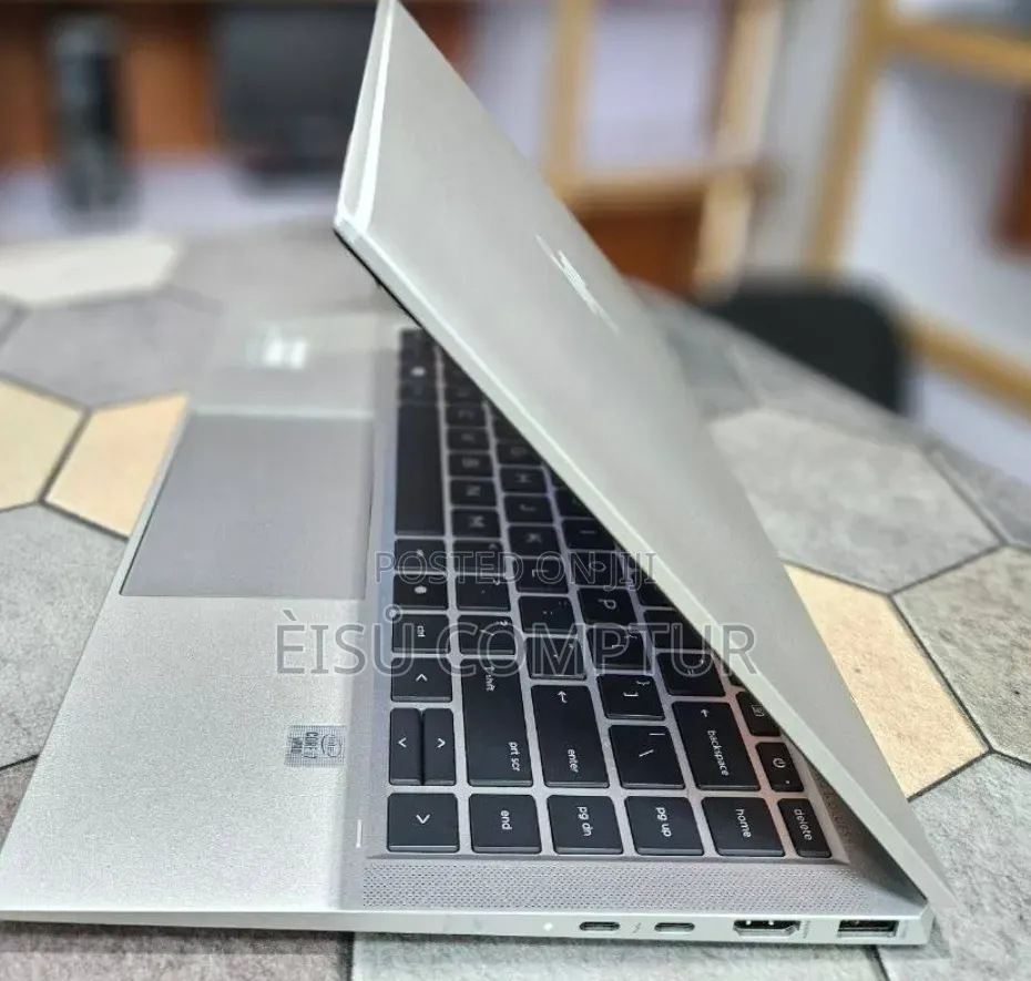 New Laptop HP EliteBook x360 1040 G7 16GB Intel Core i7 SSD 512GB