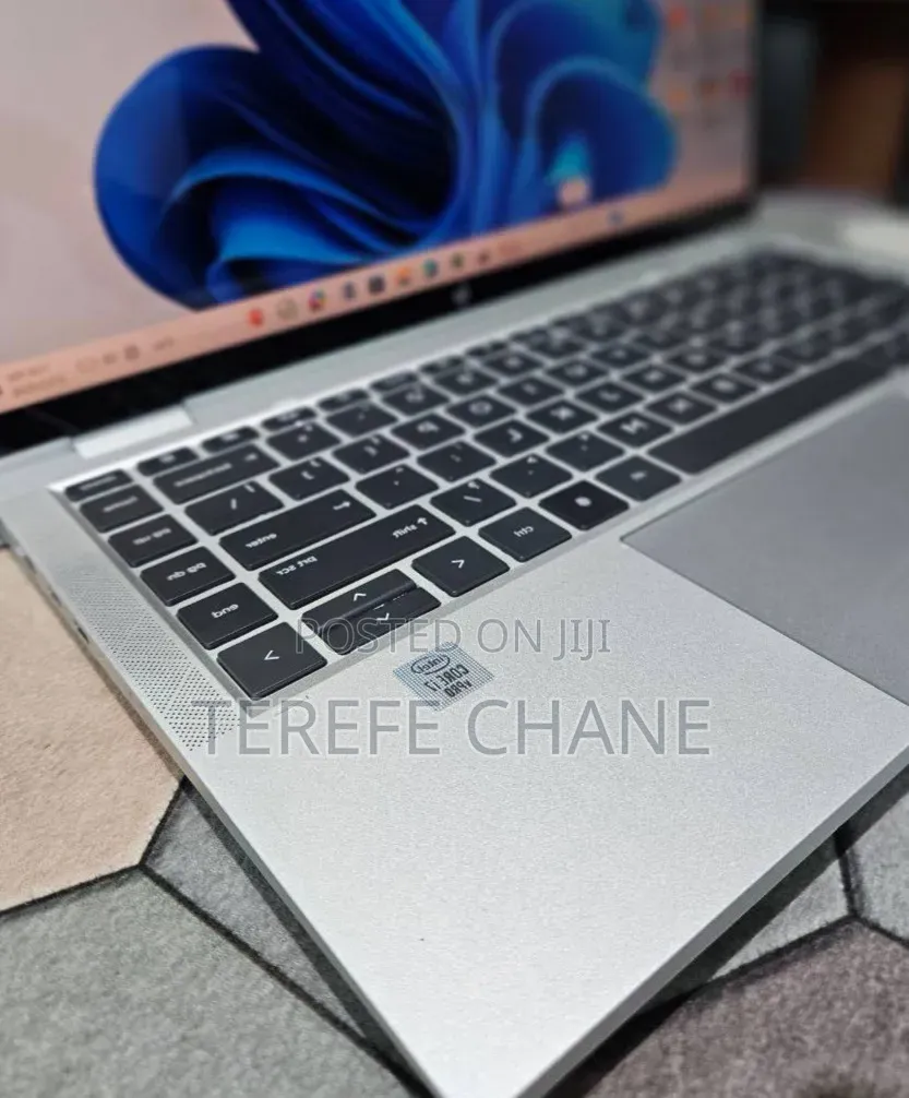 New Laptop HP EliteBook x360 1040 G7 16GB Intel Core i7 SSD 512GB