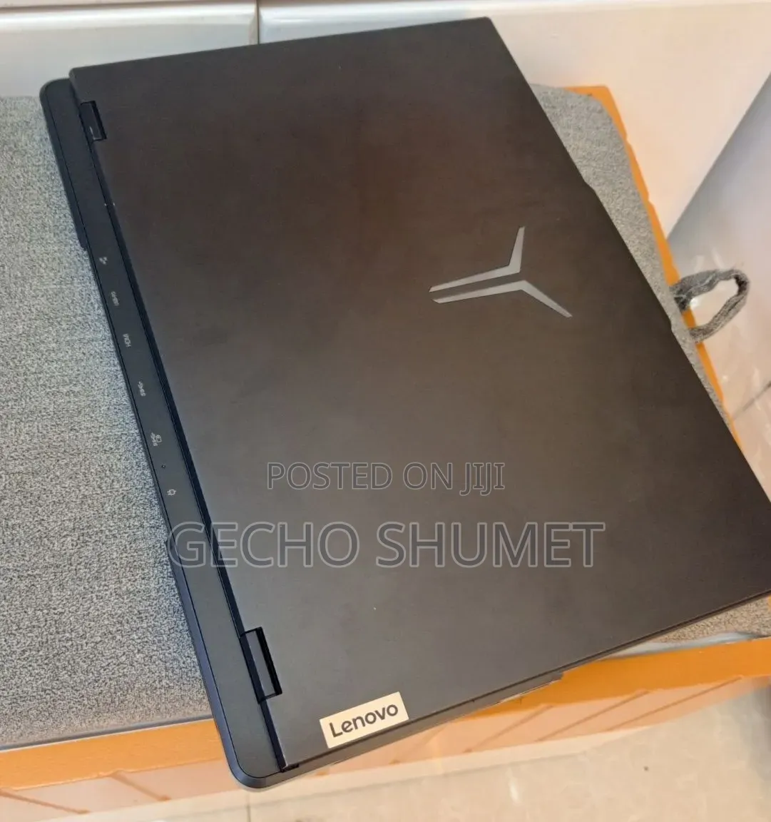 New Laptop Lenovo 16GB Intel Core i7 SSD 1T