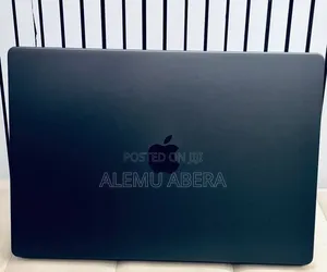 New Laptop Apple MacBook Pro 2023 M3 Pro 18GB Apple M3 Pro SSD 512GB
