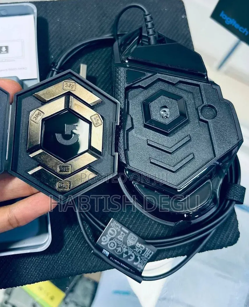  Logitech G502 HERO