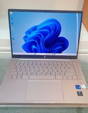 New Laptop HP Pavilion 14 16GB Intel Core i7 SSD 1T